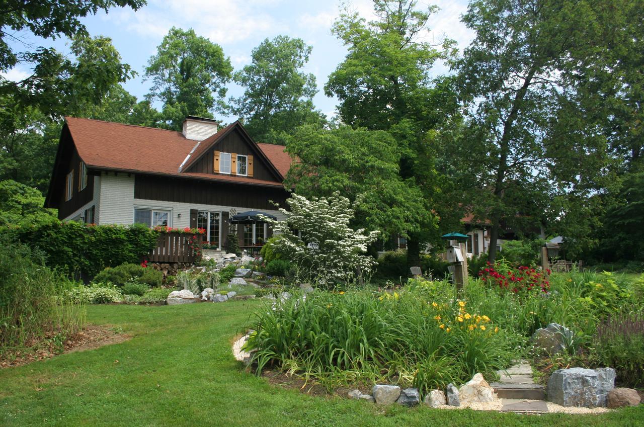 Swiss Woods Bed And Breakfast Lititz Luaran gambar