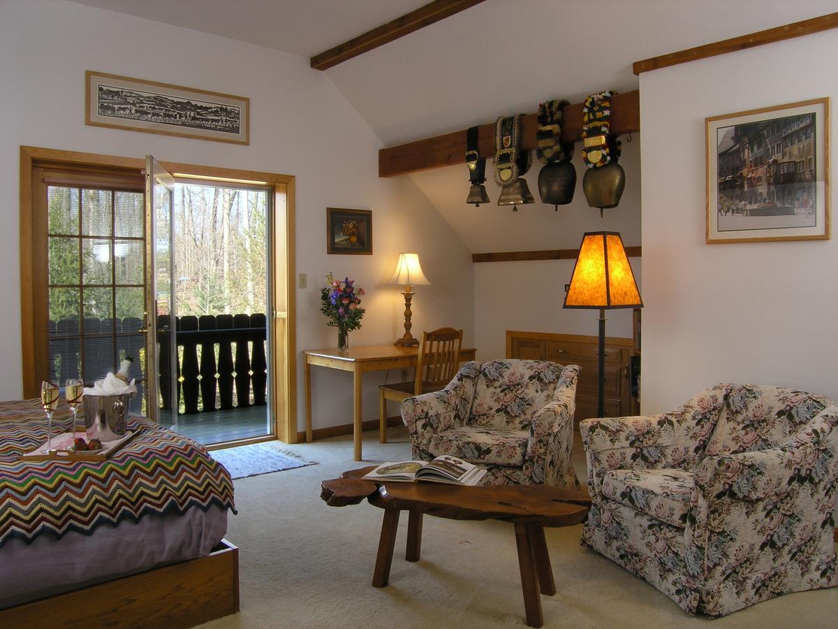 Swiss Woods Bed And Breakfast Lititz Luaran gambar